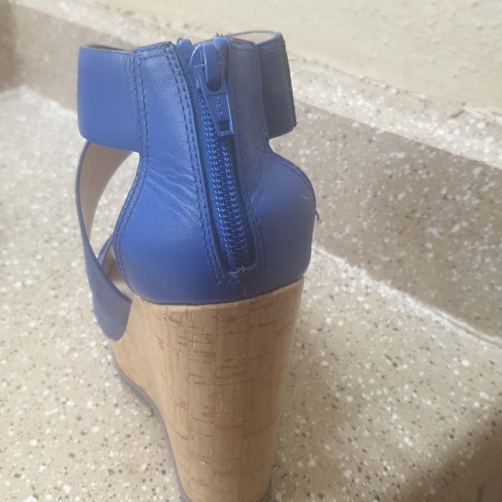 Shoes - Picture 3 of 5